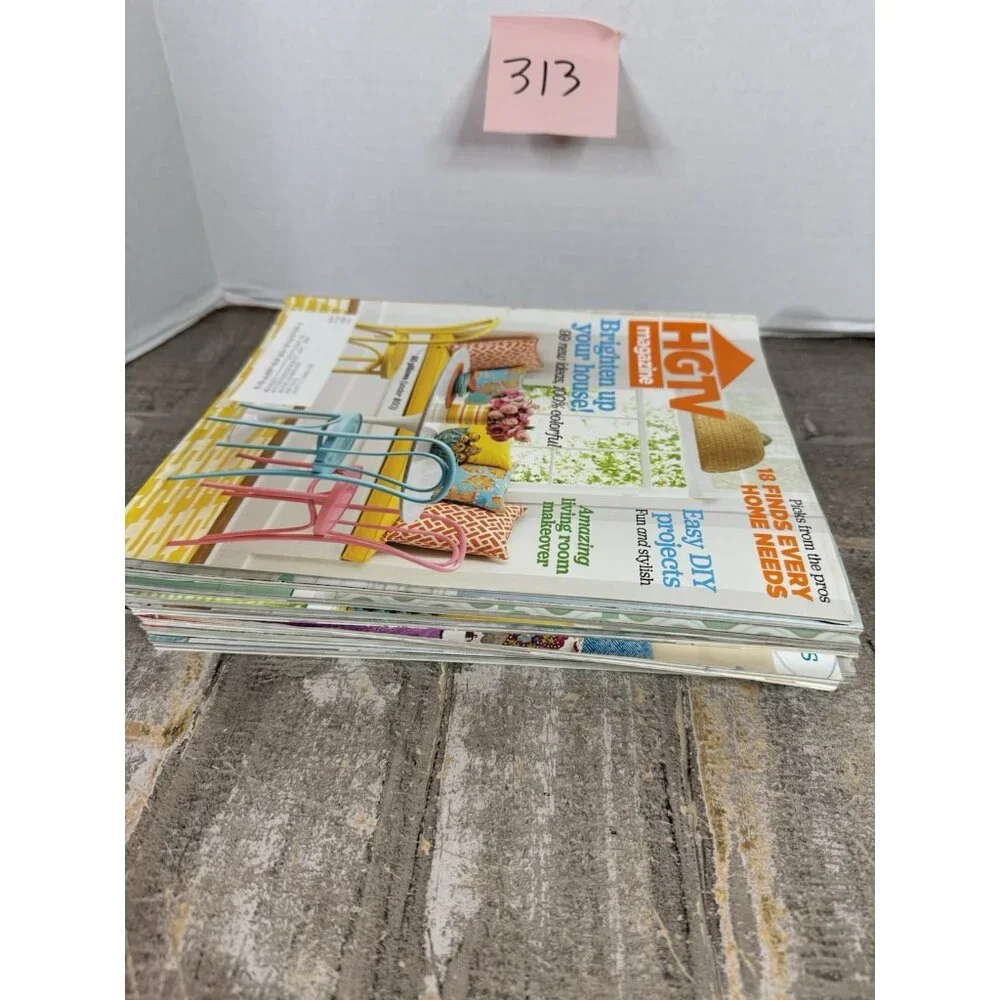 HGTV Magazine 9 Issues  Bundle 2025 #313 - Picture 8 of 11